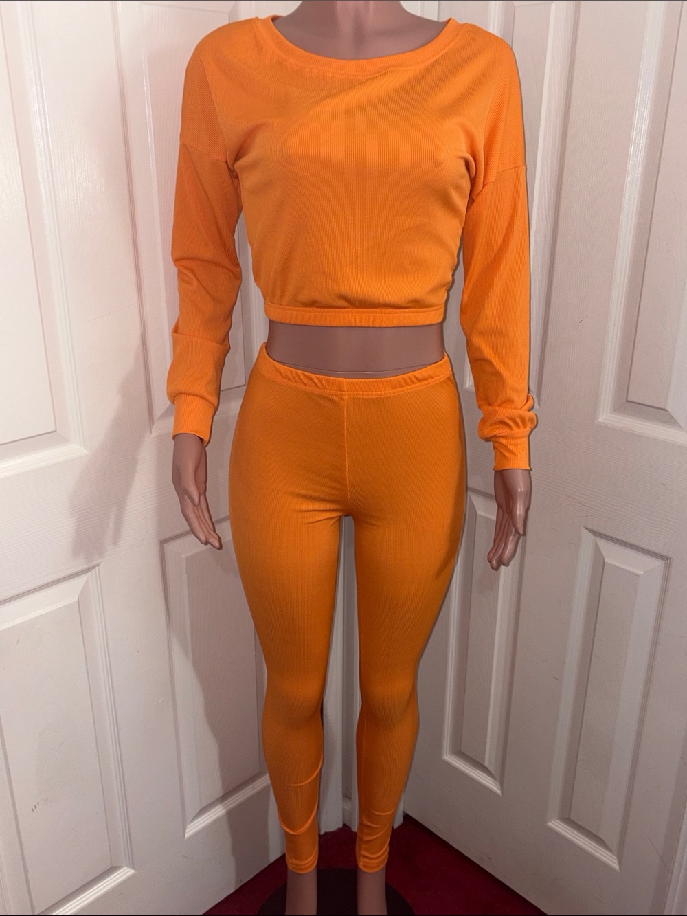 Basic Orange Long-Sleeve Crop Top & High-Waist Leggings Set